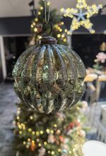 Vánoční ozdoba - koule zlatá