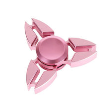 Kovový Fidget Spinner Shuriken růžový