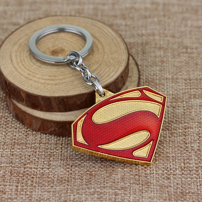 DC Heroes Přívěsek na klíče Superman Červeno zlatý