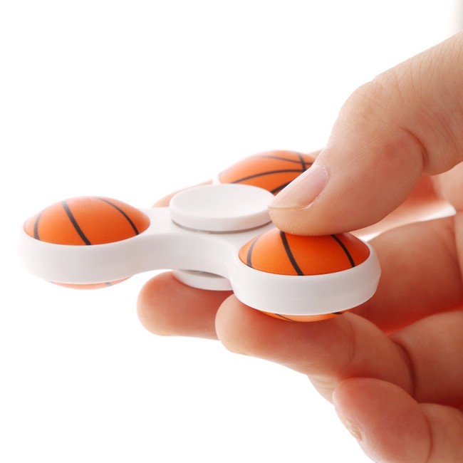 Klasický Fidget Spinner 3D Basket bílý