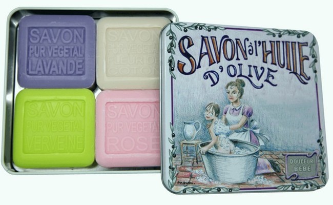 La savonnerie de Nyons Mýdlo v plechové krabičce Koupel (douceur Bebe) 400g